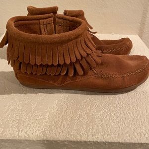 Girls Minnetonka Shoes